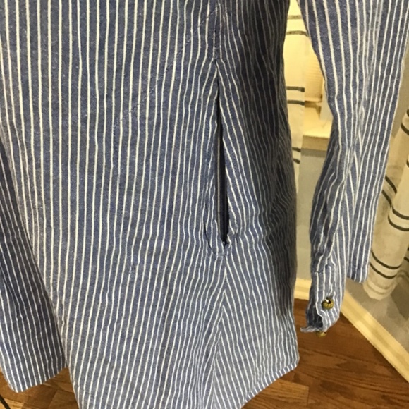 Liza Byrd Women’s Size Small Blue White Stripe 1/2 Gold Button Front Tunic Top - Picture 4 of 10